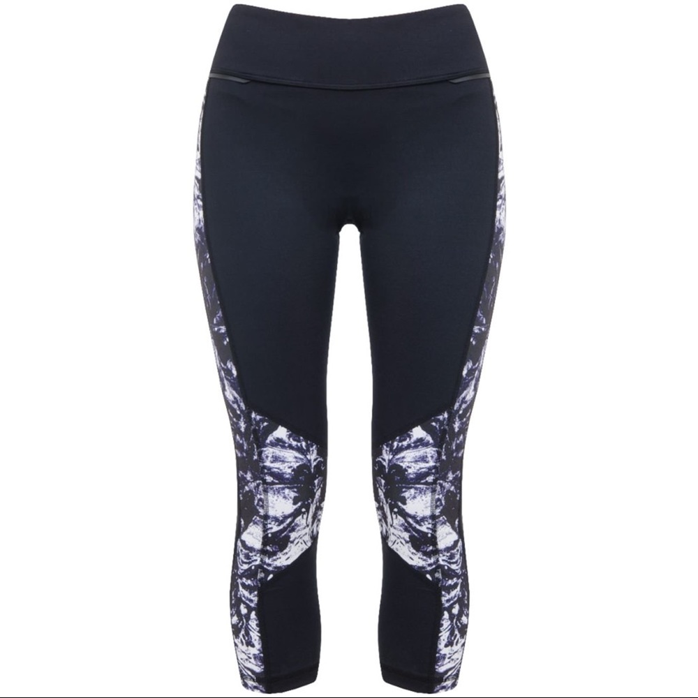 Alala blocked crop tight